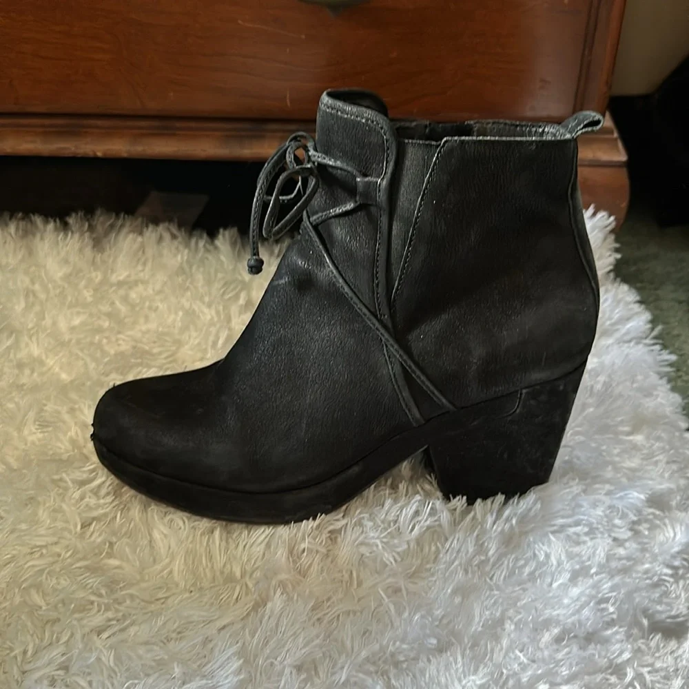 Eileen Fisher Booties - Picture 3 of 6